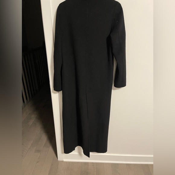 Size small - Picture 3 of 6